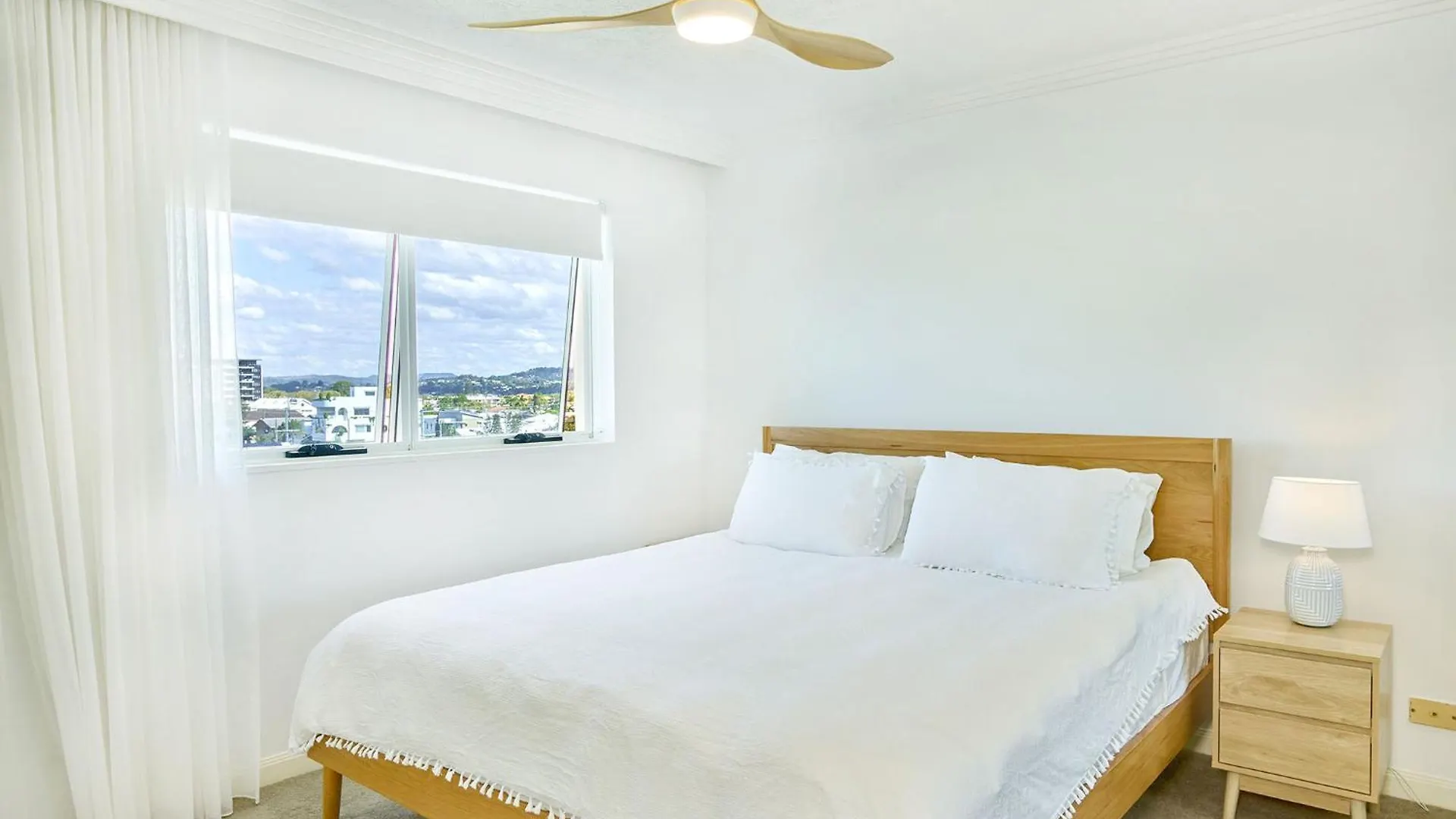 Palm Beach Renovated 1 Bedroom Gold Coast 0*,  Austrália
